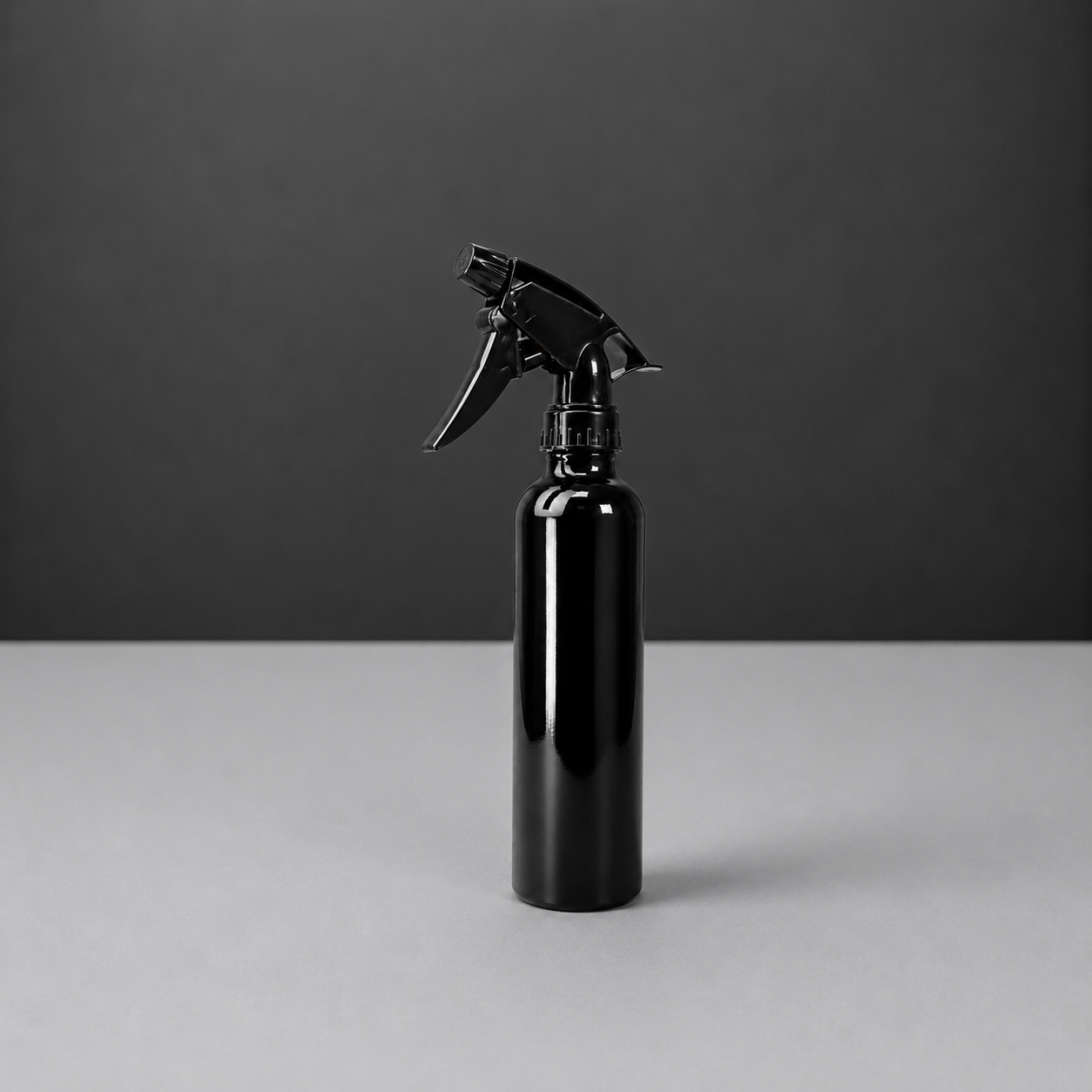Butelka z Rozpylaczem 250ml Czarna Spryskiwacz Spray Bottle Tattoo Barber